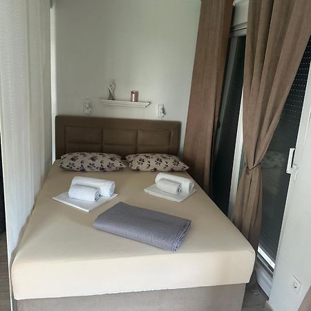Ruby'S Home Podstrana Luaran gambar